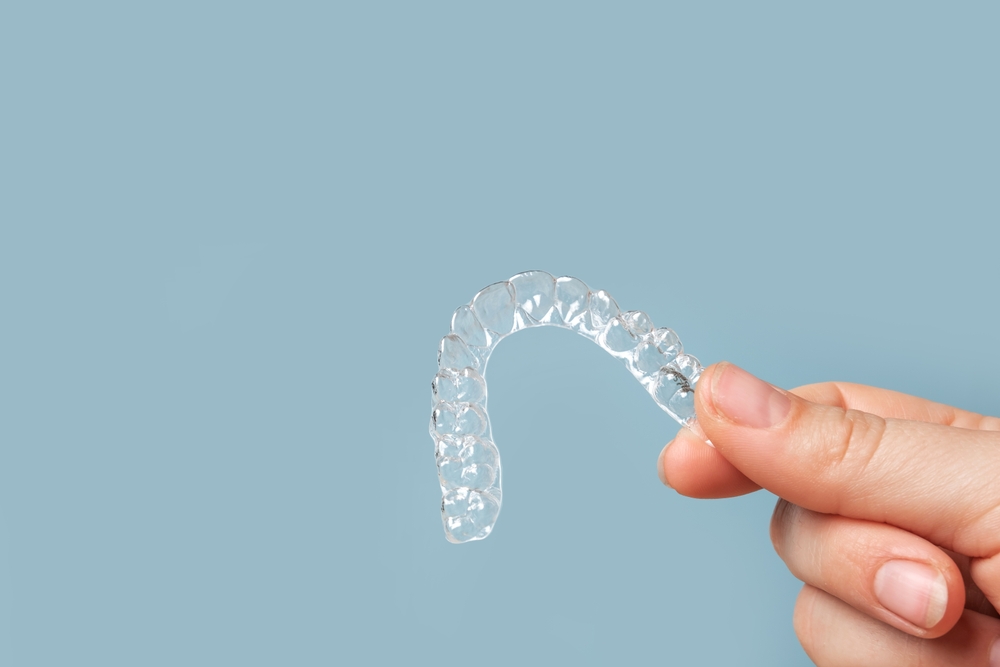 Retenedores Vivera de Invisalign: Beneficios, Uso y Cuidados para una Sonrisa Perfecta